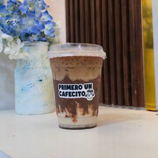 Latte avellana