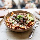 Chilaquiles con Bistec de Res