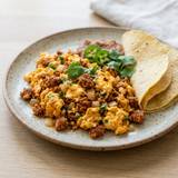 Huevos con Chorizo